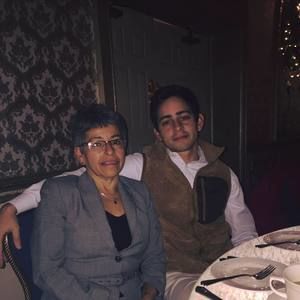 Meet your Posher, Andres